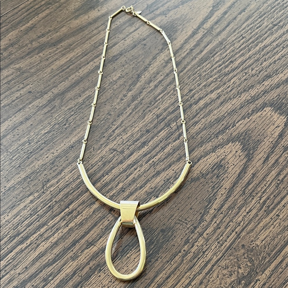 Sarah Coventry Elegant Gold Necklace